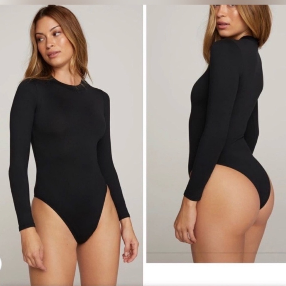 Good American Black Long Sleeve Crewneck Bodysuit size 4 (XL)